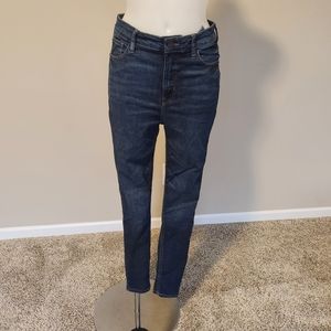 Old Navy 3 sizes in one high waist super skinny